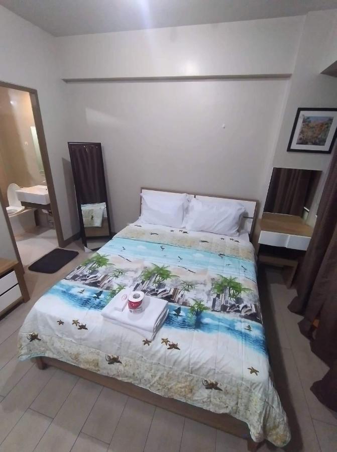Rqui Condotel Newport Pasay Buitenkant foto